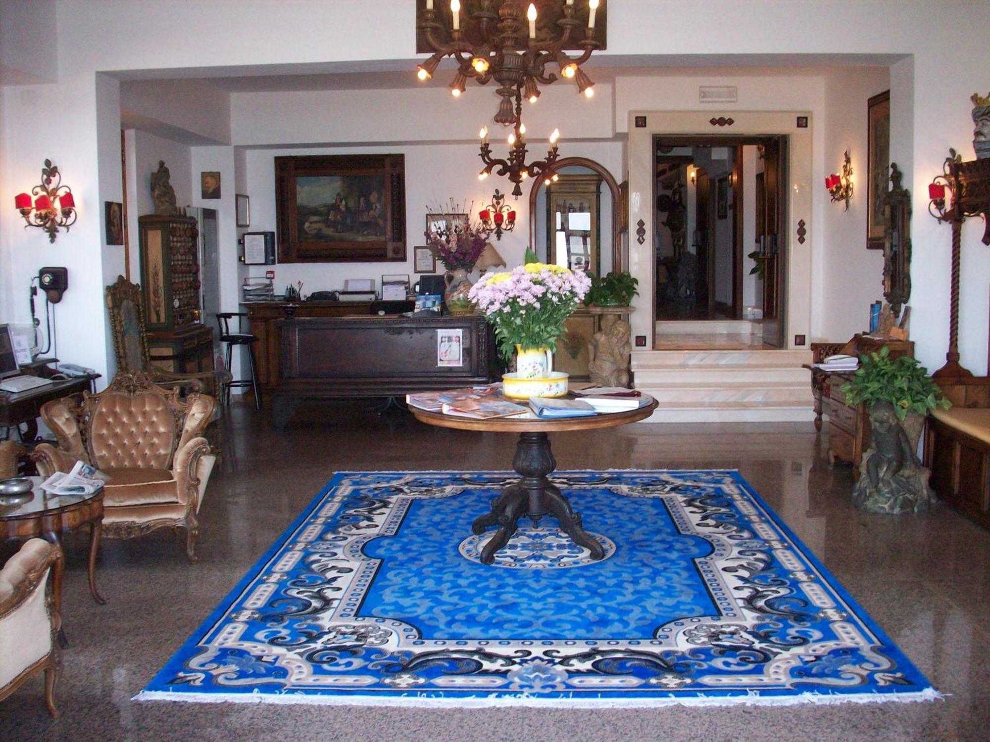 Hotel La Riva Giardini Naxos Luaran gambar
