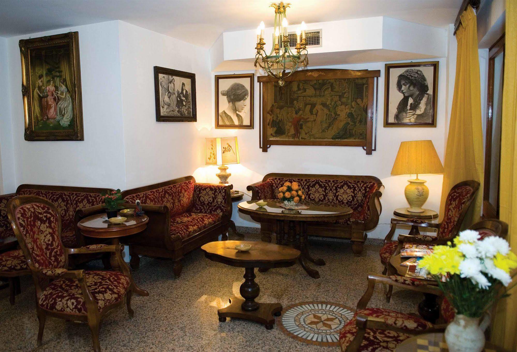 Hotel La Riva Giardini Naxos Luaran gambar