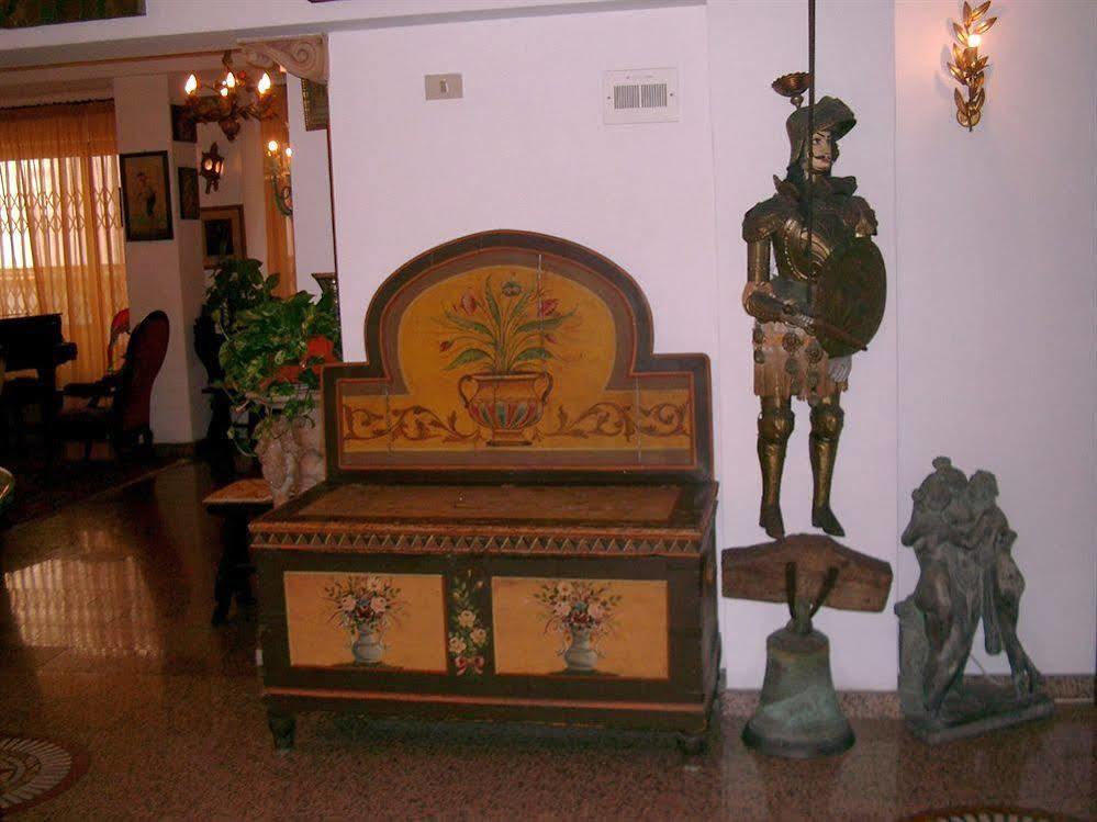Hotel La Riva Giardini Naxos Luaran gambar