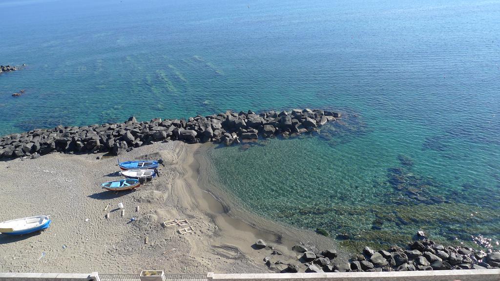 Hotel La Riva Giardini Naxos Luaran gambar